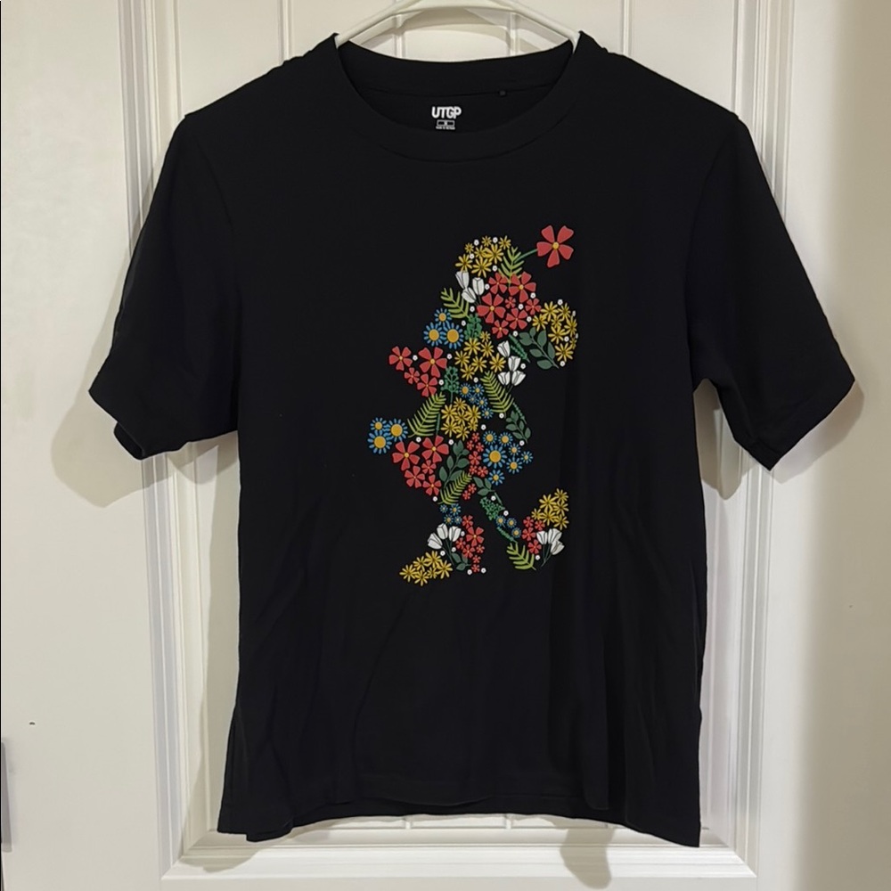 Uniqlo black printed shirt (mickey design)